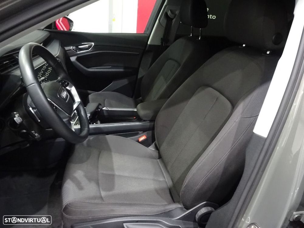 Audi Q8 e-Tron 55 quattro Advanced - 12