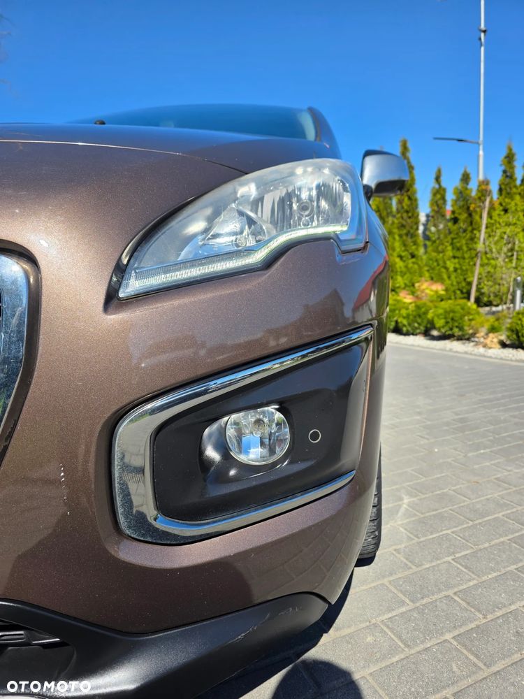 Peugeot 3008 2.0 HDi HYbrid4 - 15