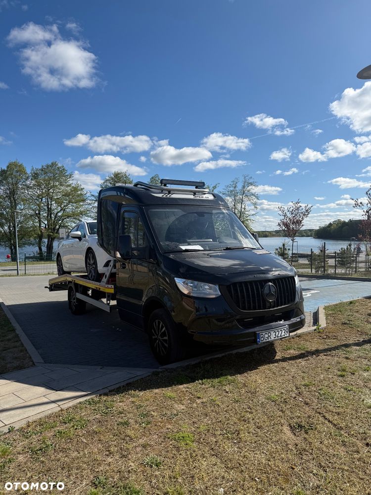 Mercedes-Benz Sprinter - 28