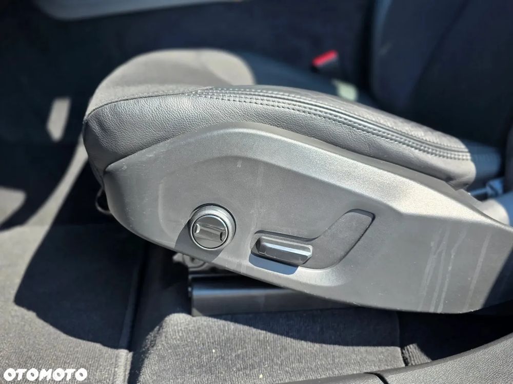 Volvo XC 60 D4 SCR AWD Inscription - 33