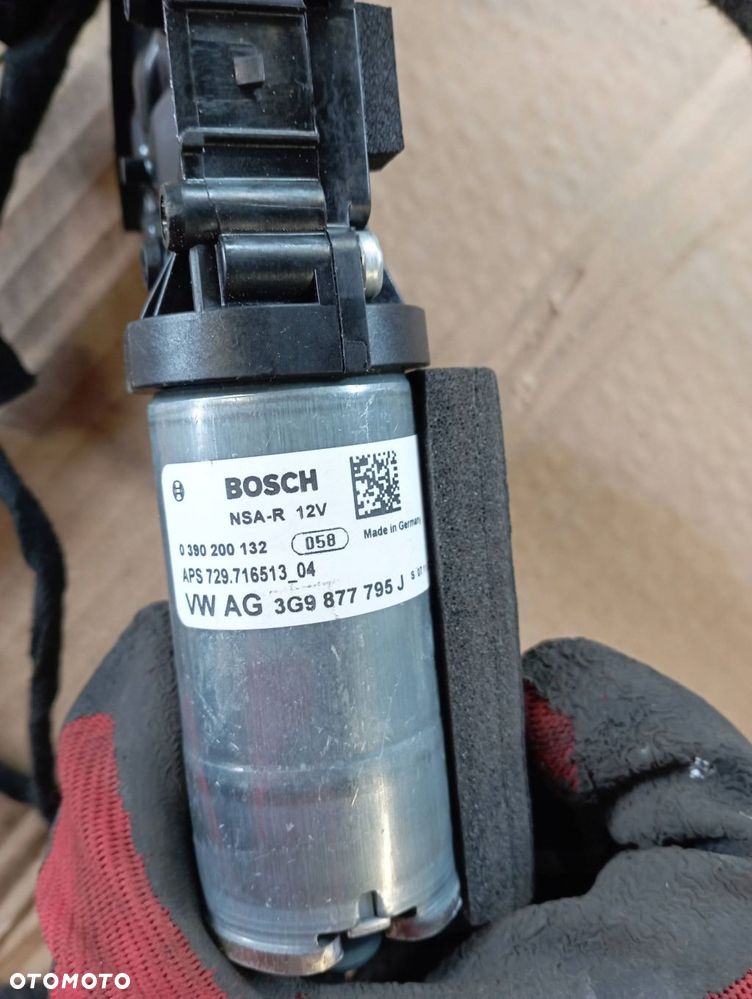 SKODA KAROQ SILNICZEK SZYBERDACHU WIĄZKA 3G9971648C - 2