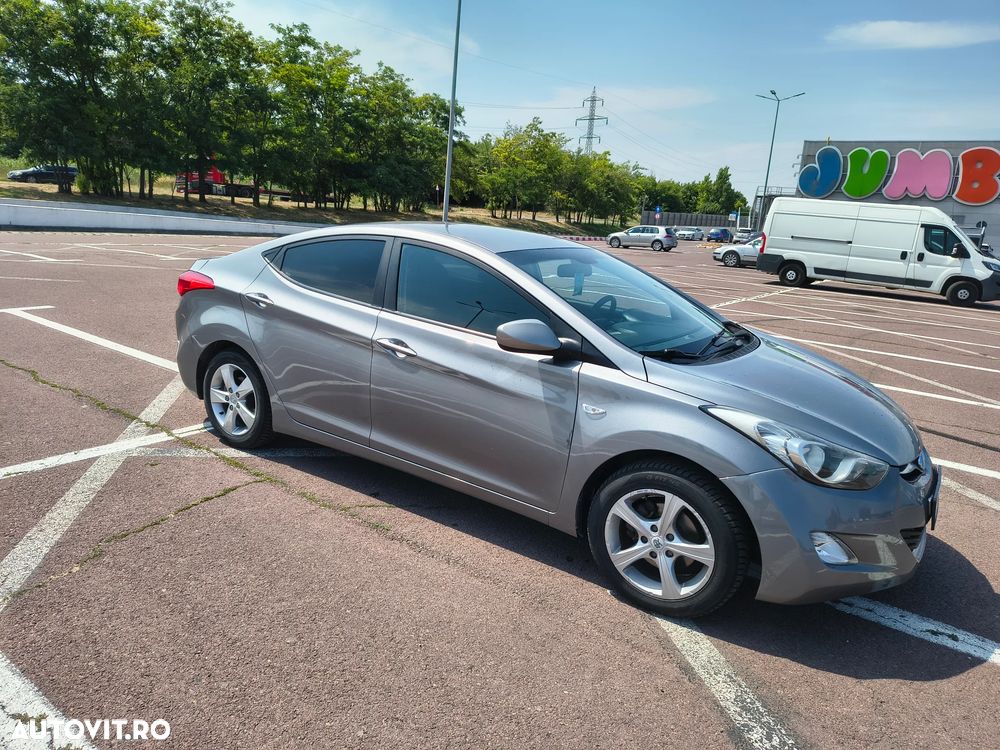 Hyundai Elantra 1.6 MPi - 1
