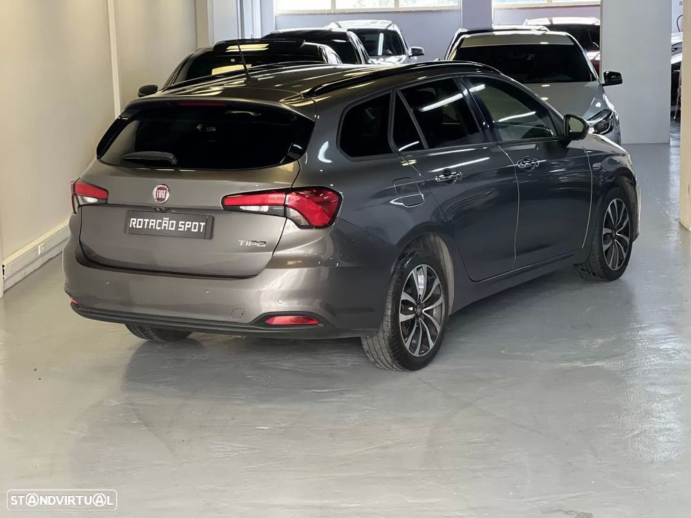 Fiat Tipo Station Wagon 1.3 M-Jet Lounge Tech - 29