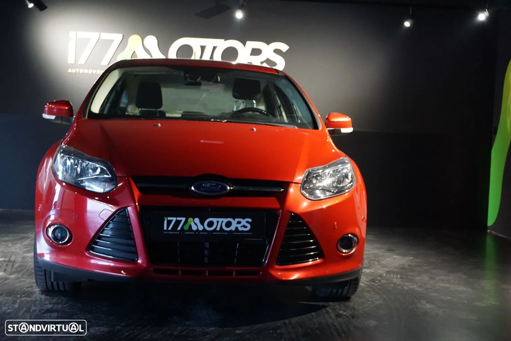 Ford Focus 1.0 EcoBoost S&S ST-Line - 1