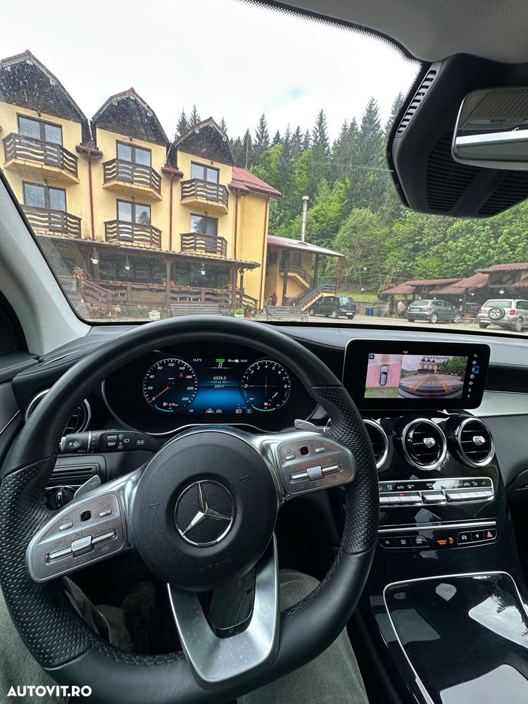 Mercedes-Benz GLC 300 4MATIC - 17