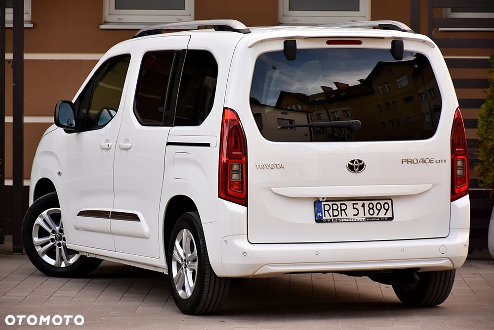 Toyota Proace City Verso 1.2 Turbo L1 Team Deutschland - 4