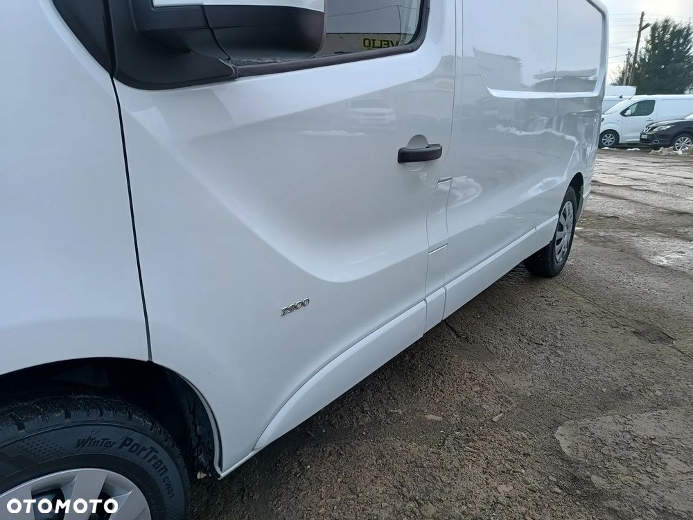 Opel Vivaro LONG L2H1 1.6 diesel 125kM 2018 rok SUPER STAN, WEBASTO, NIE WYMAGA WKŁADU FINANSOWEGO!!! - 14