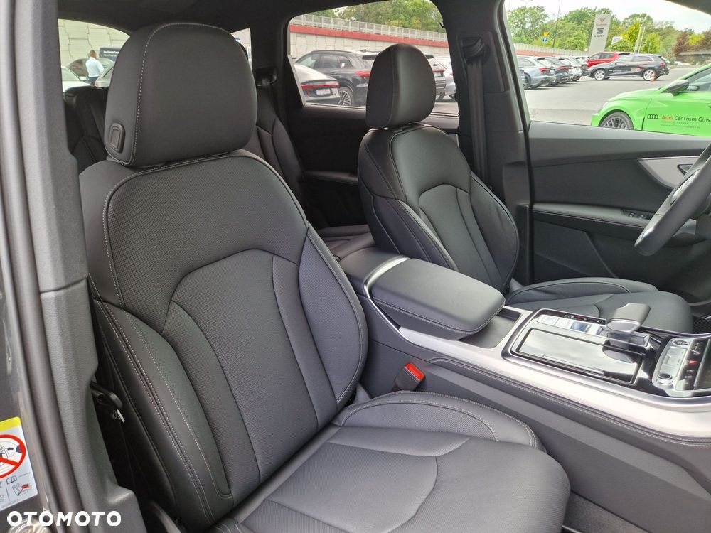 Audi Q7 - 12
