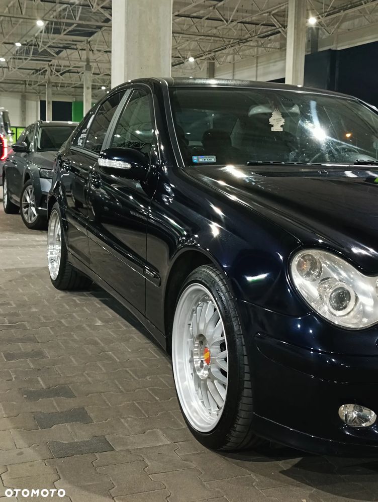 Mercedes-Benz Klasa C 180 Kompressor Classic Sport Edition - 2