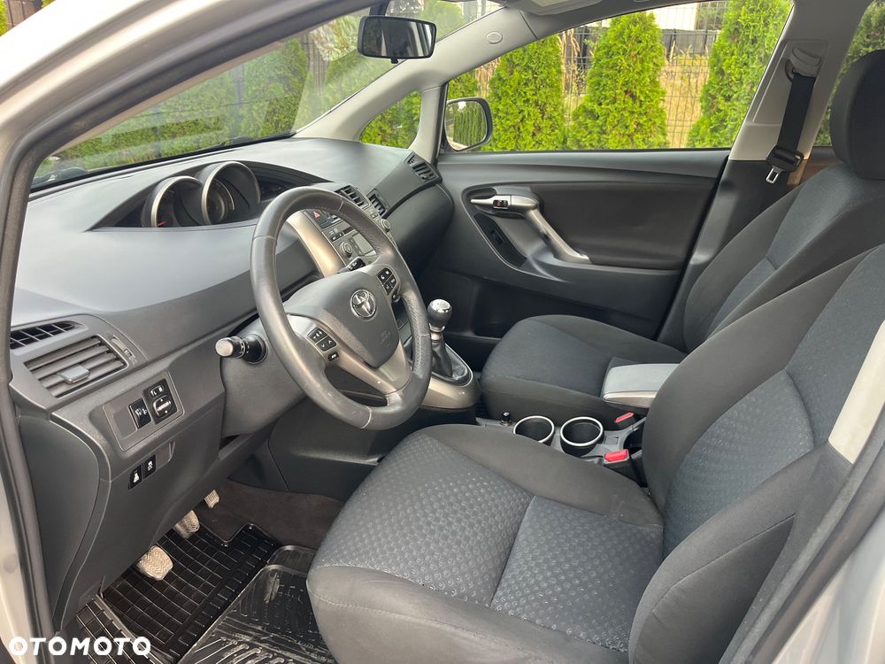 Toyota Verso 2.0 D-4D - 7