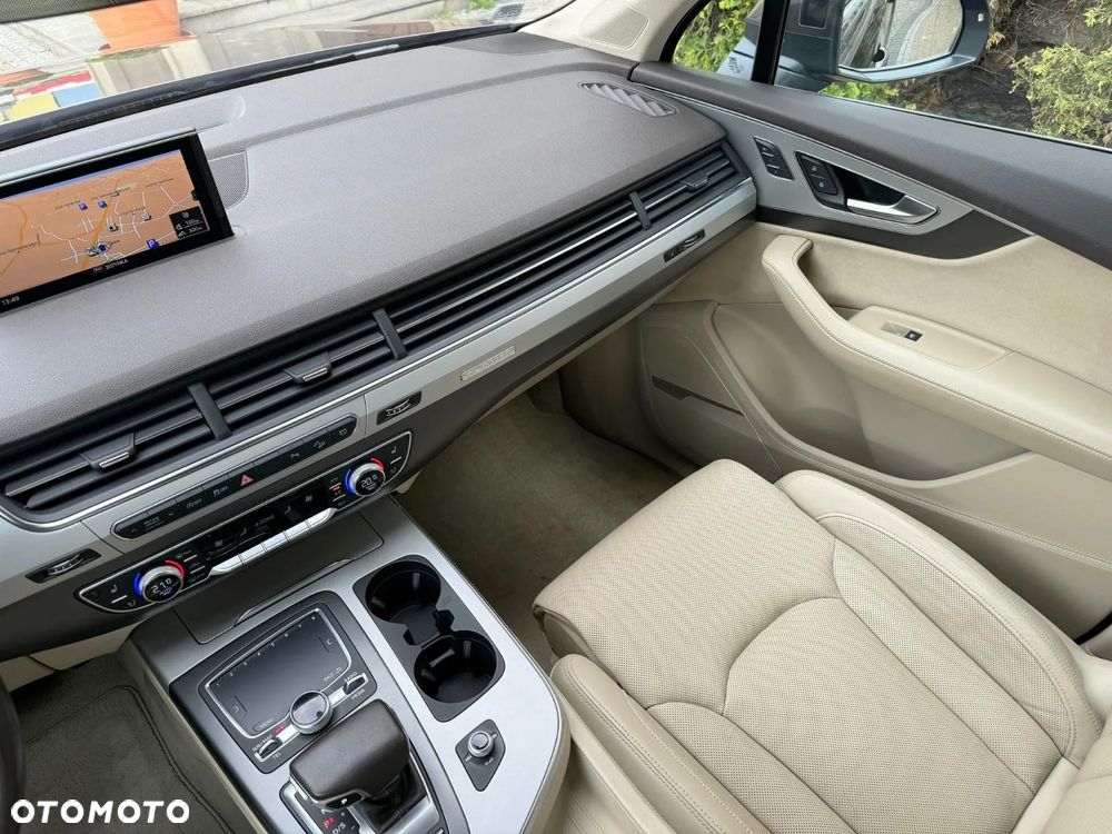 Audi Q7 50 TDI Quattro Tiptronic - 15