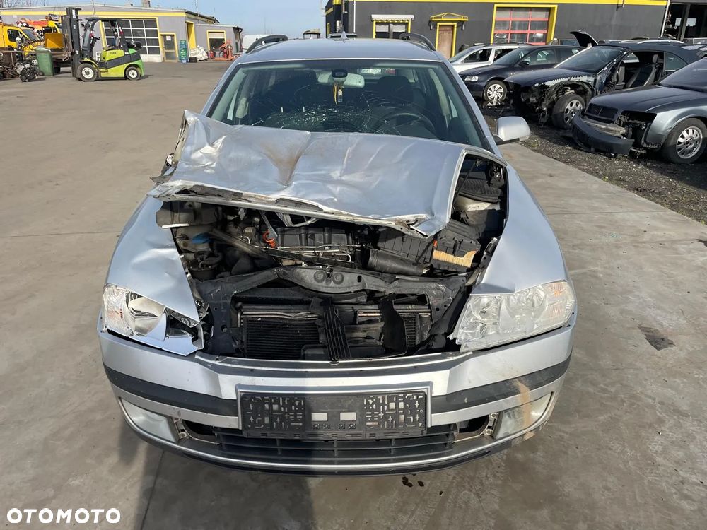 SKODA OCTAVIA Na Czesci Wszystkie Czesci ! KOLOR : LA7W - 1