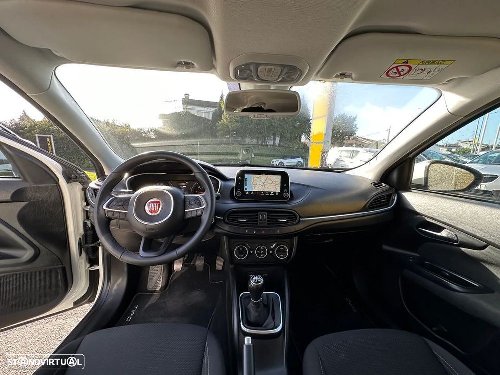 Fiat Tipo Station Wagon 1.3 M-Jet Lounge - 13