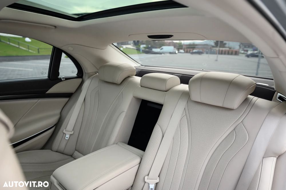 Mercedes-Benz S 500 4MATIC Long Aut - 31