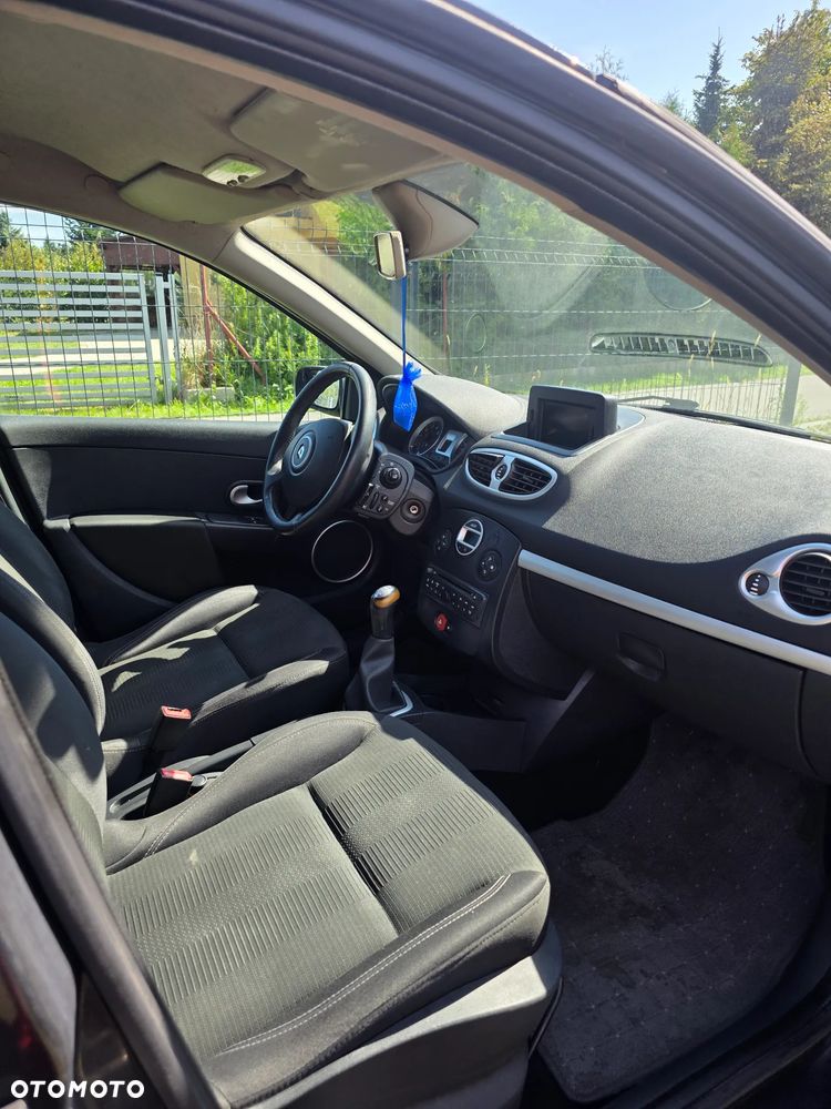 Renault Clio - 3