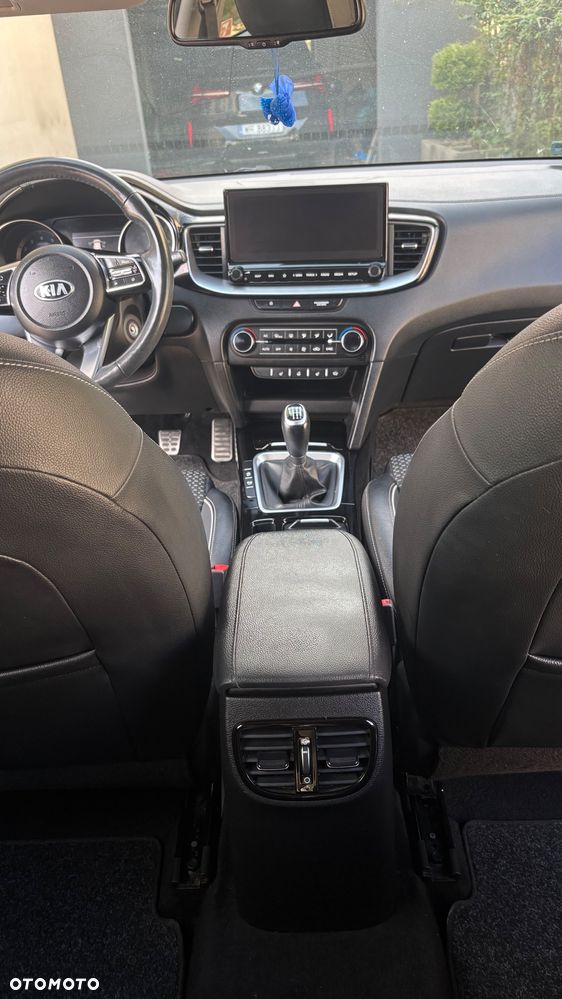 Kia Ceed 1.5 T-GDI Business Line - 8