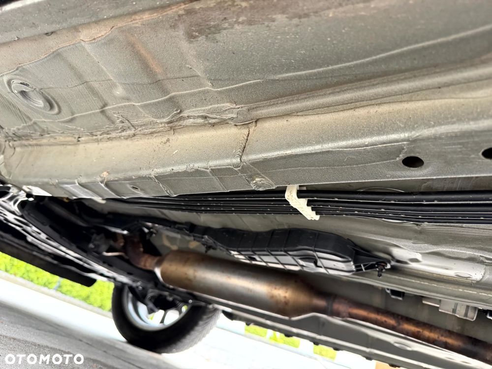 Suzuki Ignis 1.2 SHVS Premium 4WD - 23