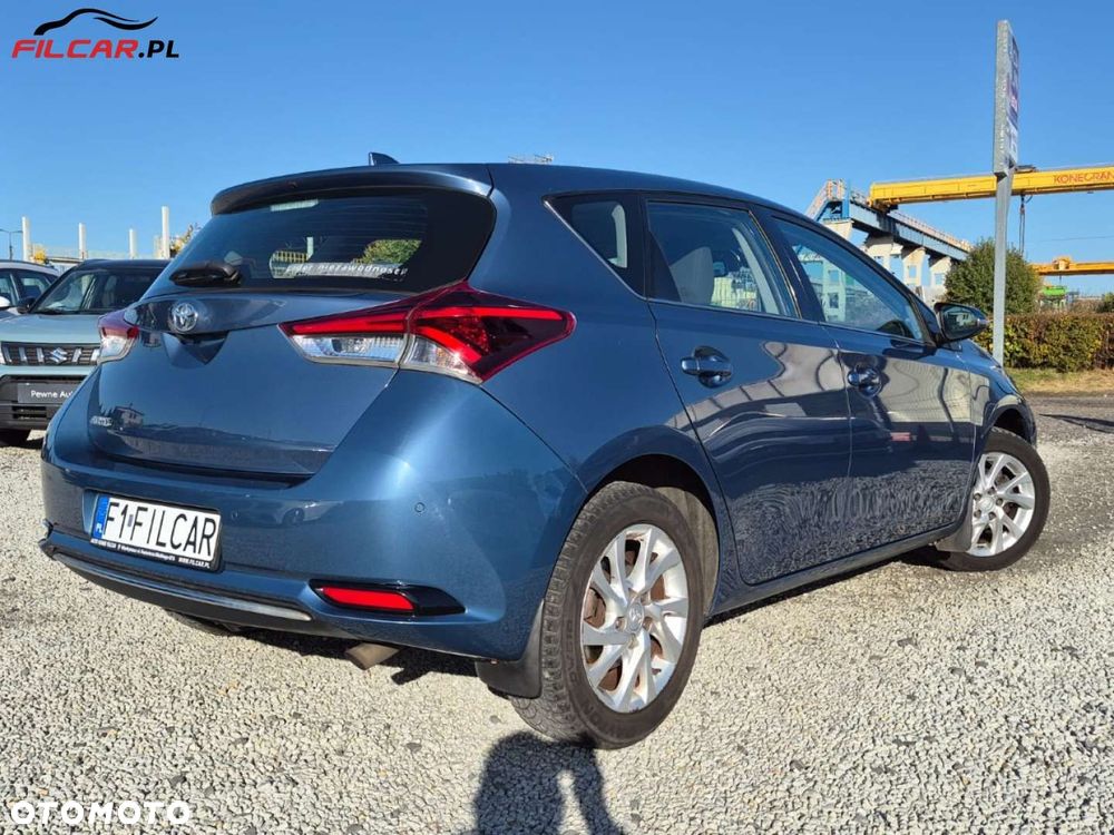 Toyota Auris - 29