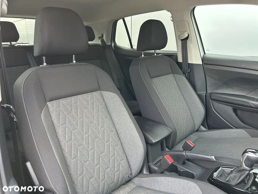 Volkswagen T-Cross - 18