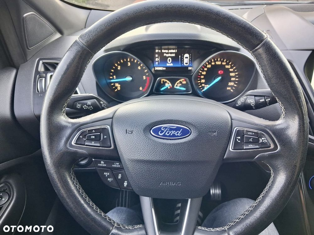 Ford Kuga 2.0 TDCi 4x2 ST-Line - 23