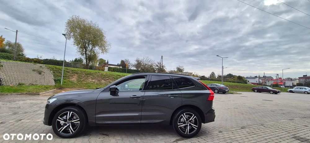 Volvo XC 60 T5 AWD R-Design - 40