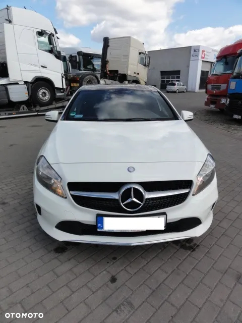 Mercedes-Benz Klasa A 180 d AMG Line - 3