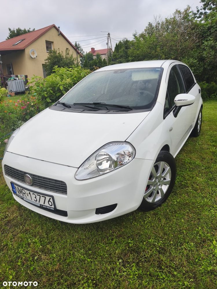 Fiat Grande Punto - 4