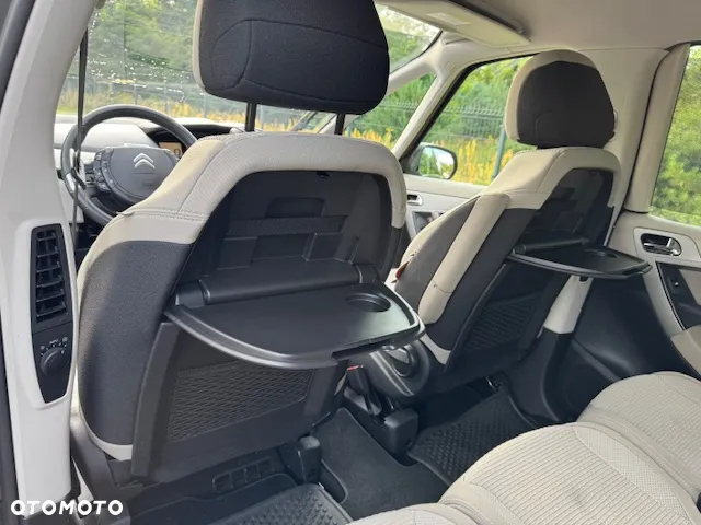 Citroën C4 Picasso - 12