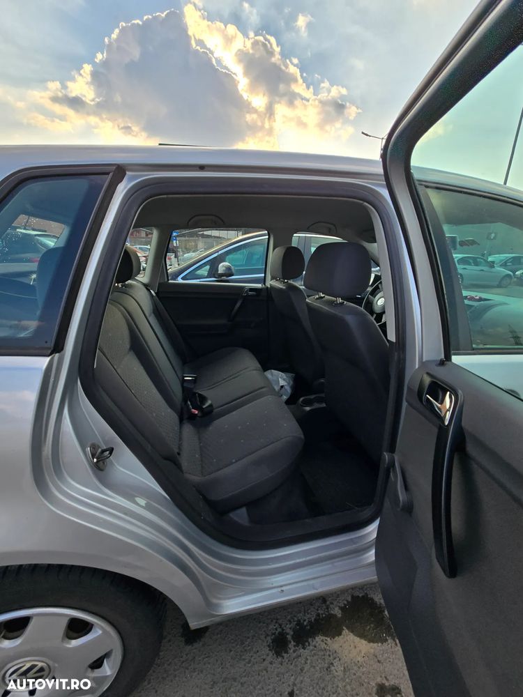 Volkswagen Polo - 8