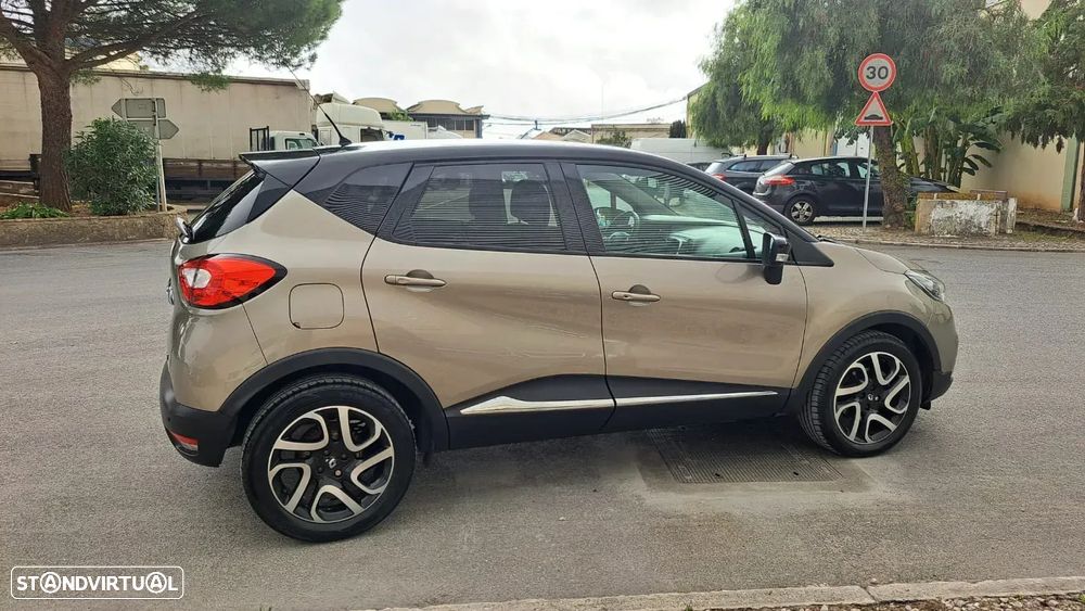 Renault Captur 1.5 dCi Exclusive - 15