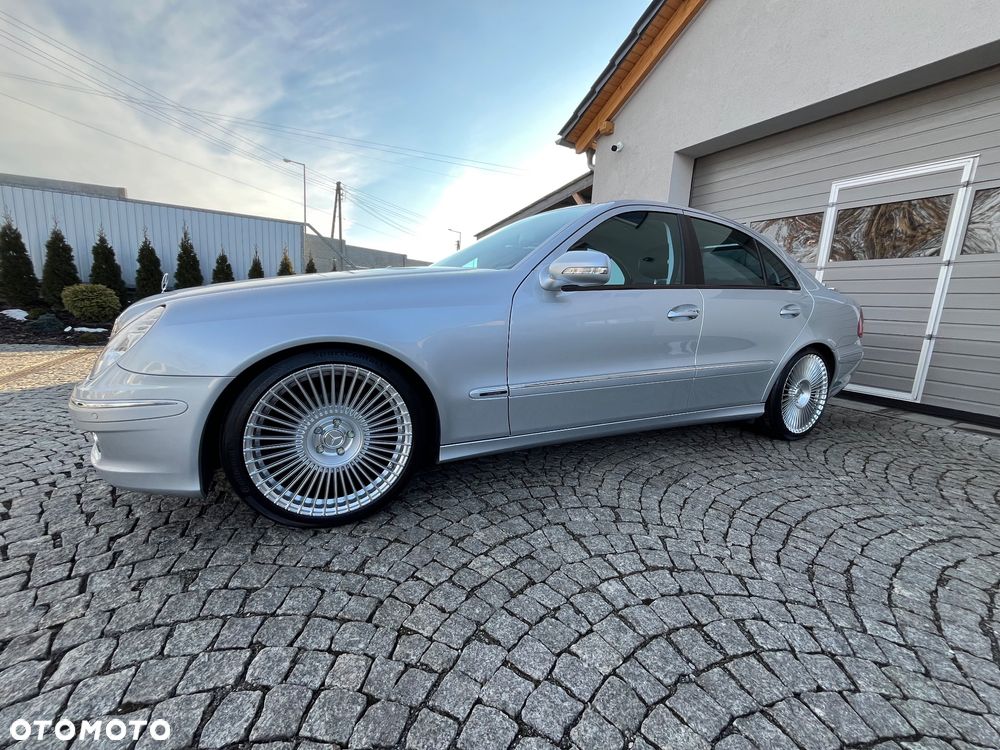 Mercedes-Benz Klasa E 350 4-Matic Avantgarde - 17