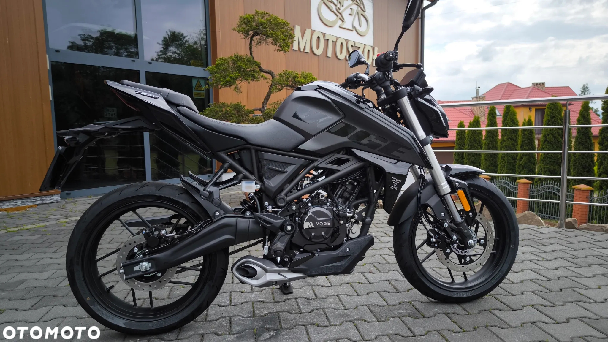 VOGE R125 - 5