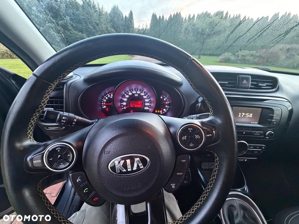 Kia Soul 1.6 CRDI Dream-Team Edition - 24