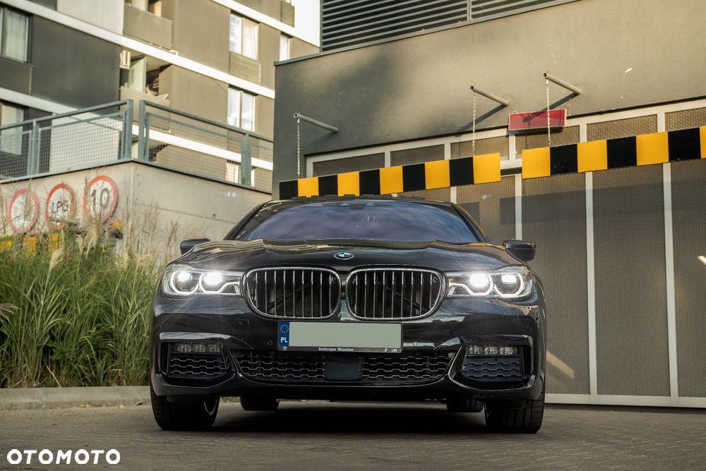 BMW Seria 7 750i - 3