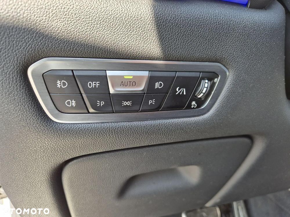 BMW X5 xDrive30d - 16