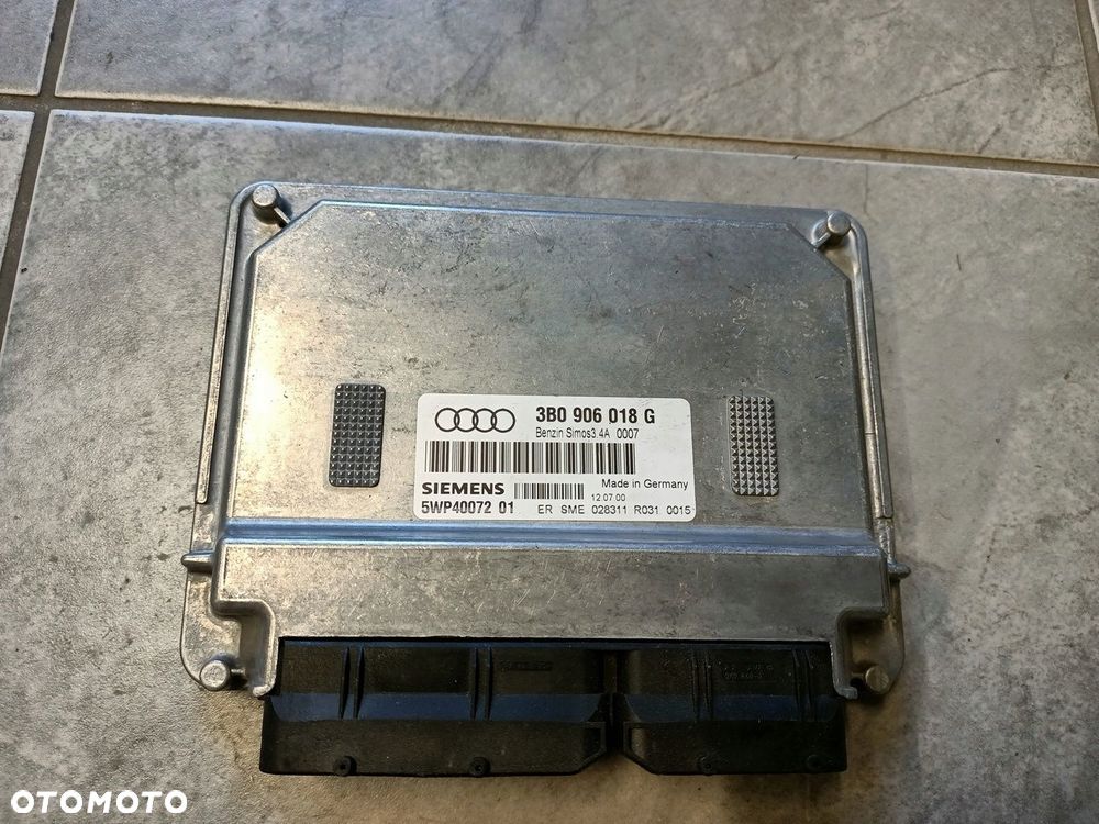 STEROWNIK KOMPUTER SILNIKA AUDI A4 B5 1.6 3B0906018G - 1