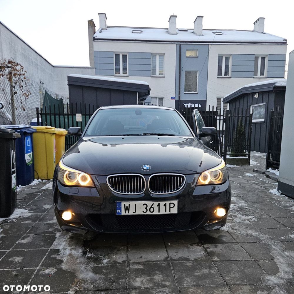 BMW Seria 5 523i - 26