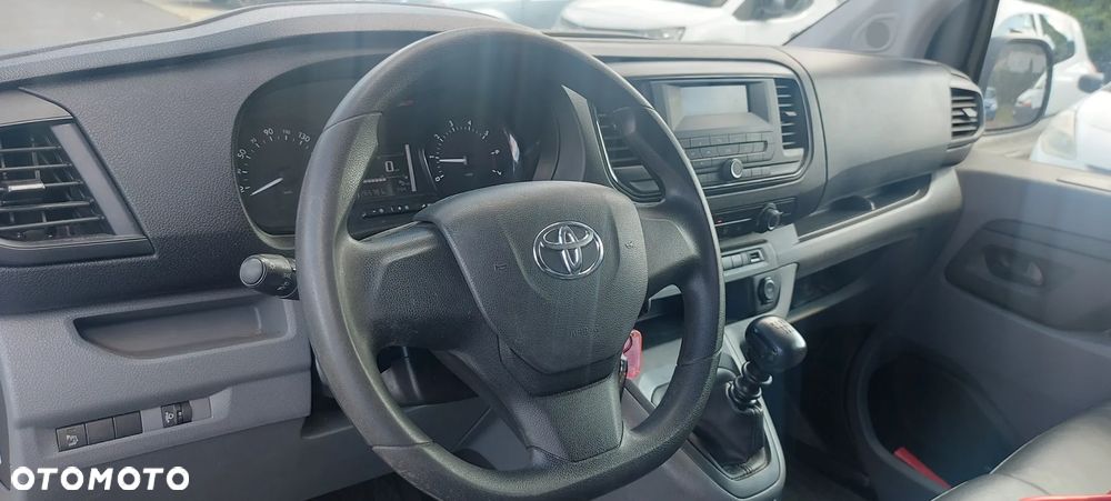 Toyota ProAce Kombi D-4D Compact 2,6t - 8