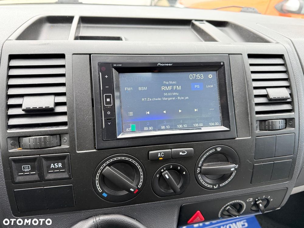 Volkswagen Transporter - 27