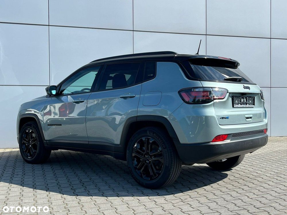Jeep Compass 1.3 T4 PHEV 4xe Upland S&S - 13