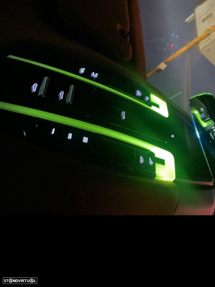 Porsche Panamera Sport Turismo 4 E-Hybrid 10 Years Edition - 29