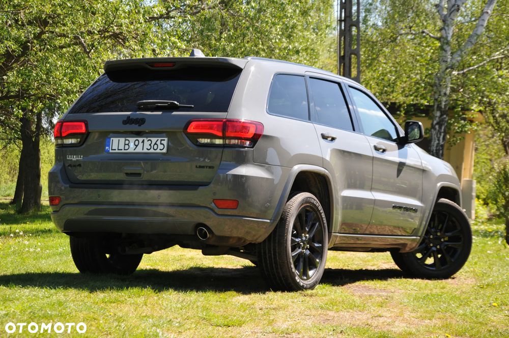 Jeep Grand Cherokee - 8