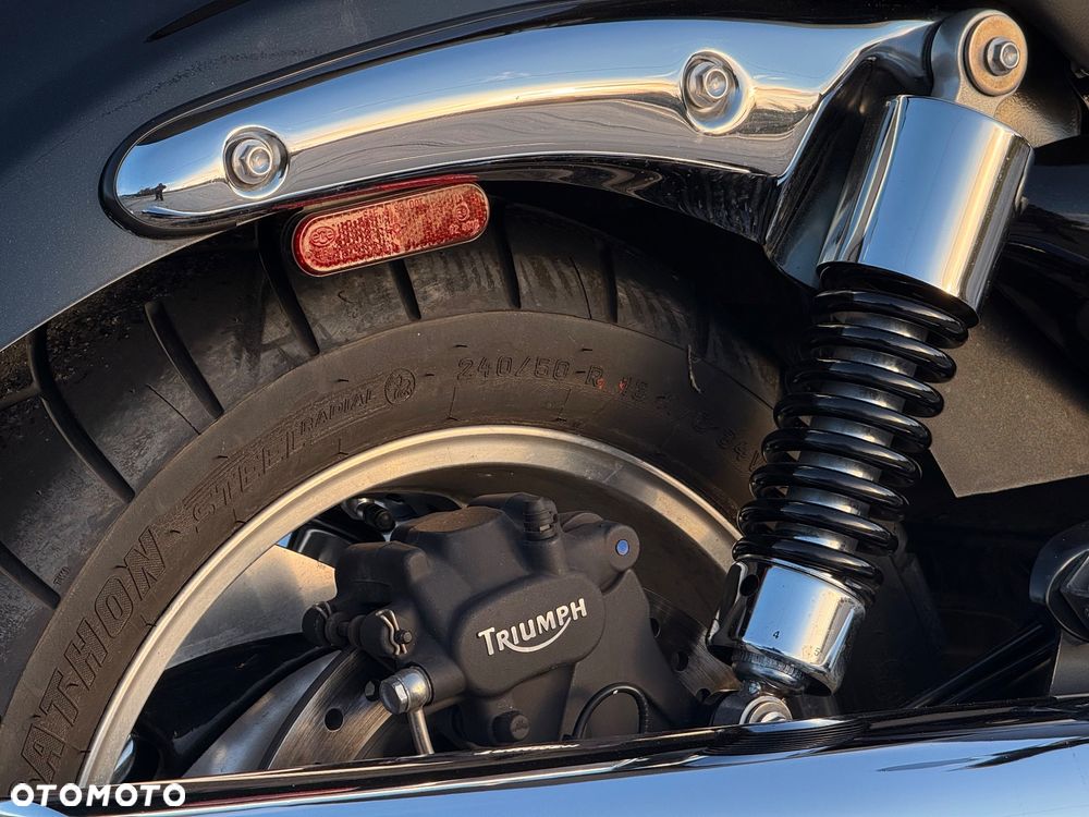 Triumph Rocket - 17