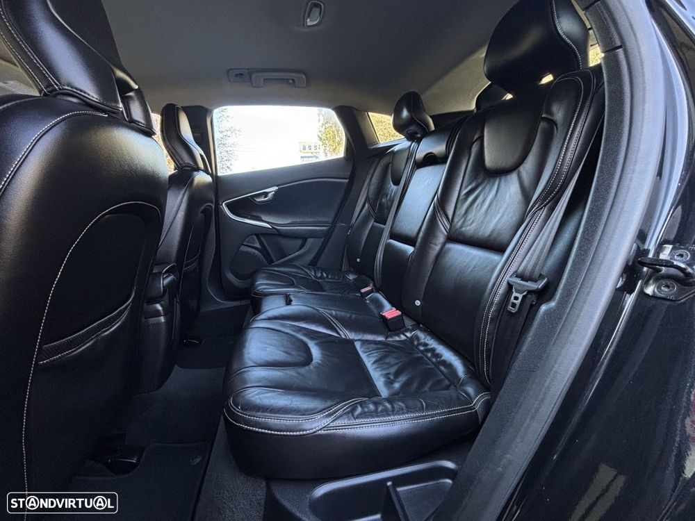 Volvo V40 1.6 D2 Momentum - 10