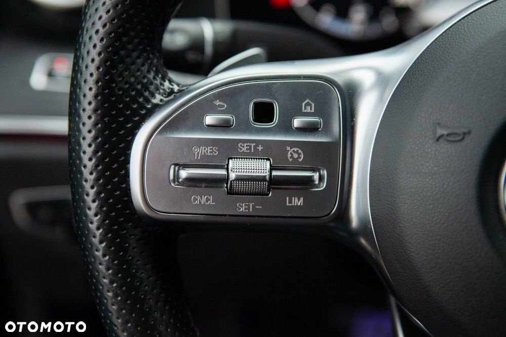 Mercedes-Benz CLS - 21