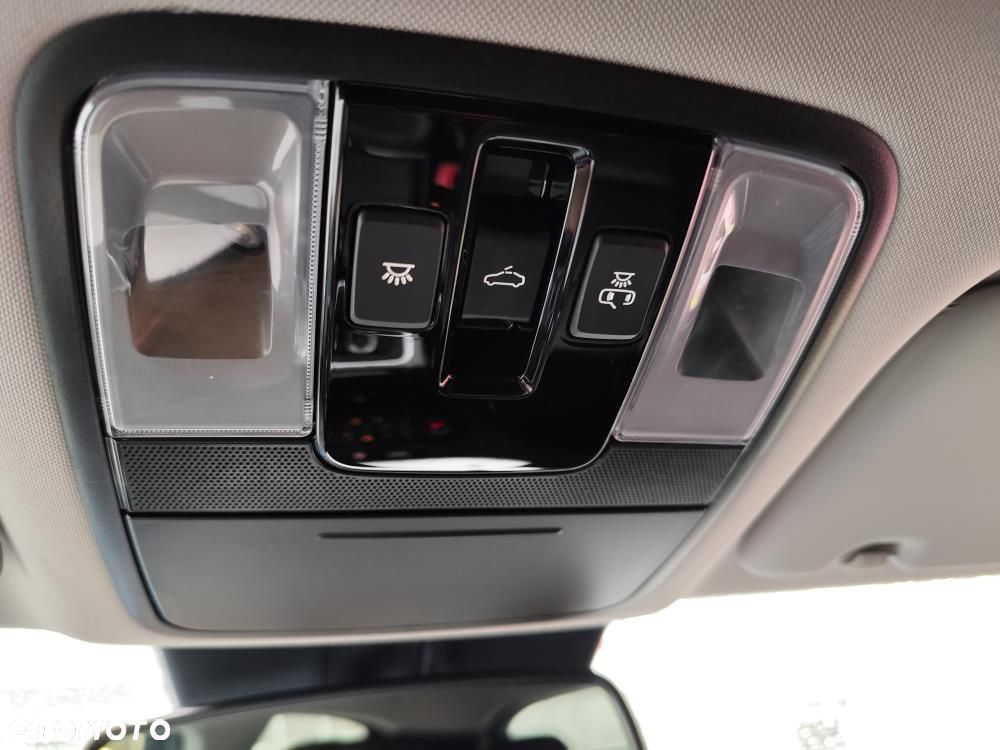 Kia XCeed - 20