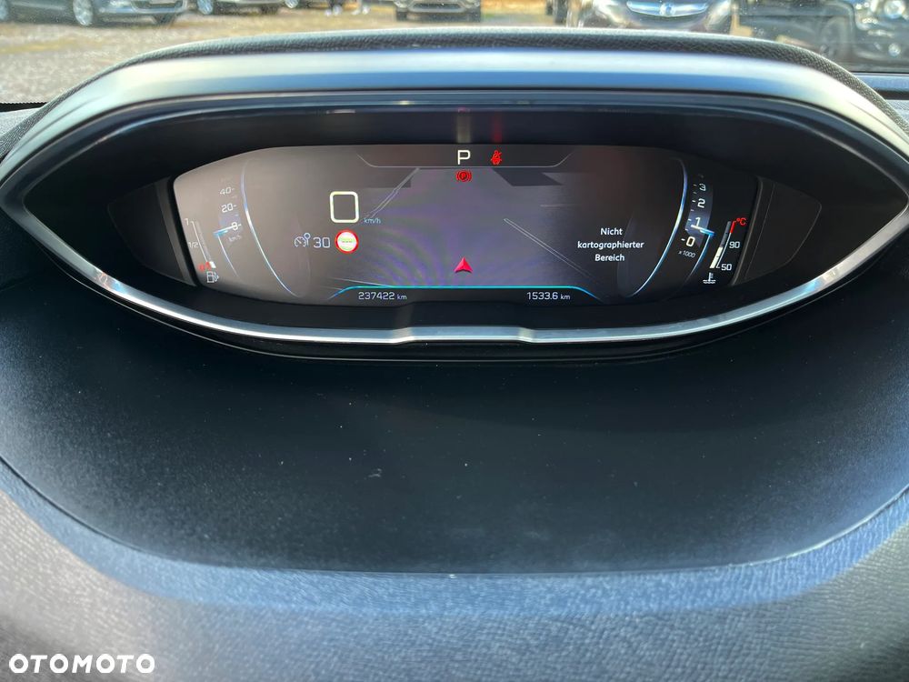 Peugeot 3008 BlueHDi 120 Stop & Start EAT6 Allure - 23