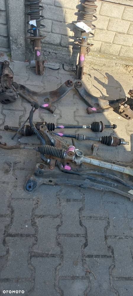 ZAWIESZENIA YARIS II wahacz zwrotnica maglownica - 2