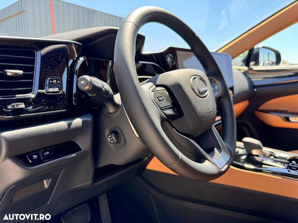 Lexus Seria NX 450h+ AWD CVT PHEV Executive - 13