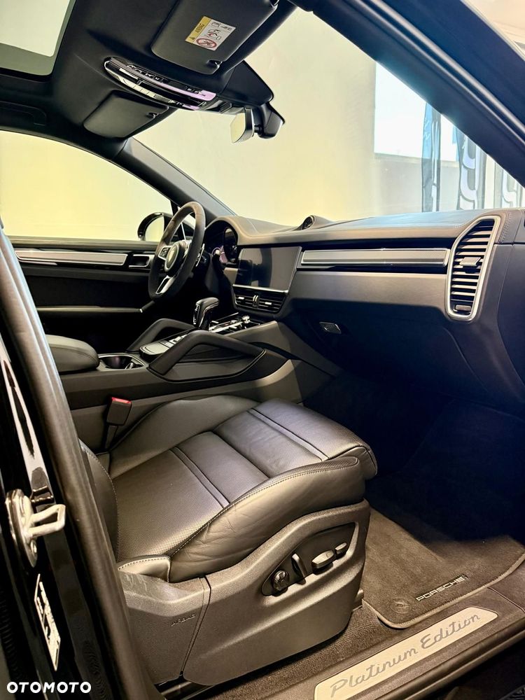 Porsche Cayenne E-Hybrid - 9